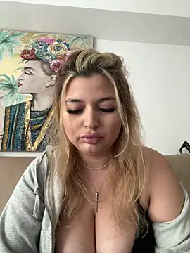 AllysonK Adlı Modelin Canlı XXX Sohbeti