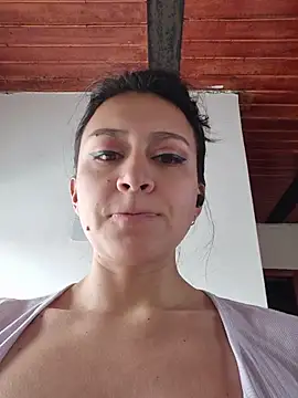 lombarlana-89's Live XXX Chat