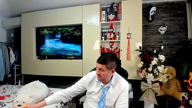 SpartacusDaddy48: онлайн-секс-чат