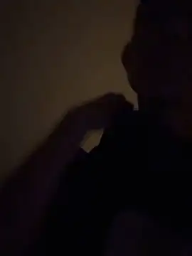 linh21107 Show Webcam