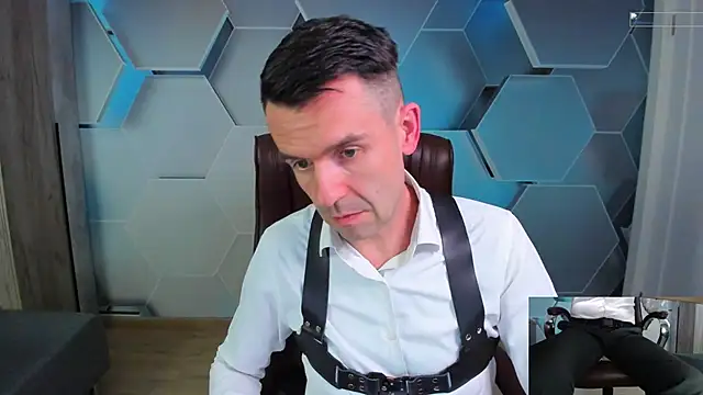 SteveTigerのライブXXXチャット