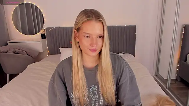 CassieRayss Chat XXX in diretta