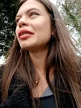 _Isabella-7 Pertunjukan Webcam