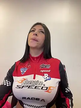 Alanna_atm_ Chat XXX in diretta