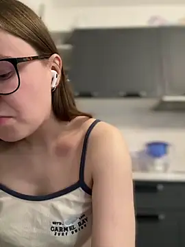 _CherryBloom_ Chat XXX in diretta