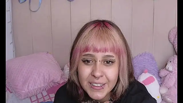 NekoWaifu's Live XXX Chat