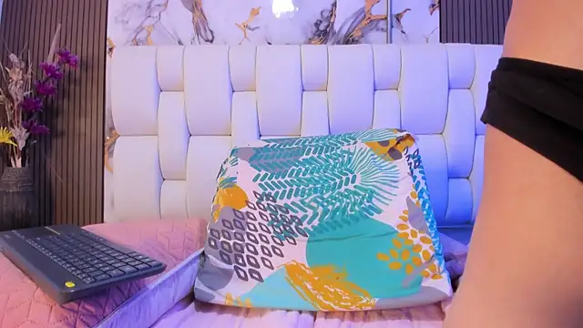 alisstarr Adlı Modelin Web Kamerası Şovu