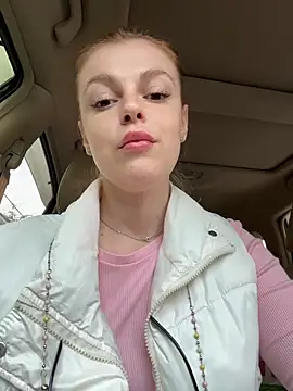 HarrietDart – Naživo XXX chat