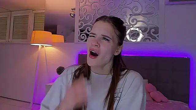 LuisaClover Obrolan Langsung XXX