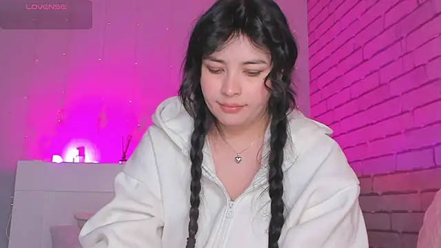 Show modela NatalForsy na web-kameri