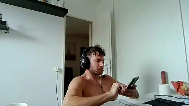 Živý XXX chat alpha-hunk