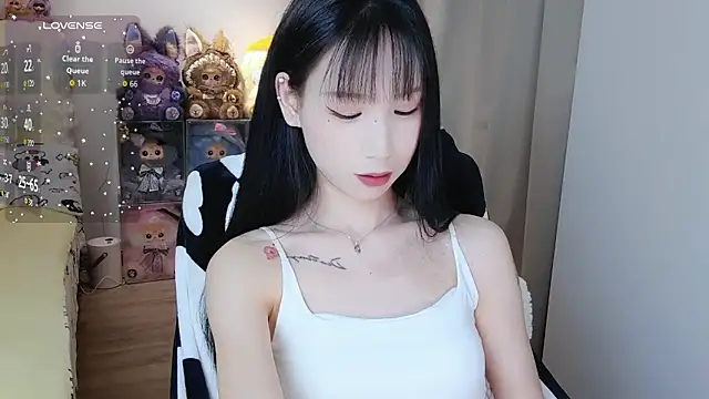 M-OTT_: онлайн-секс-чат