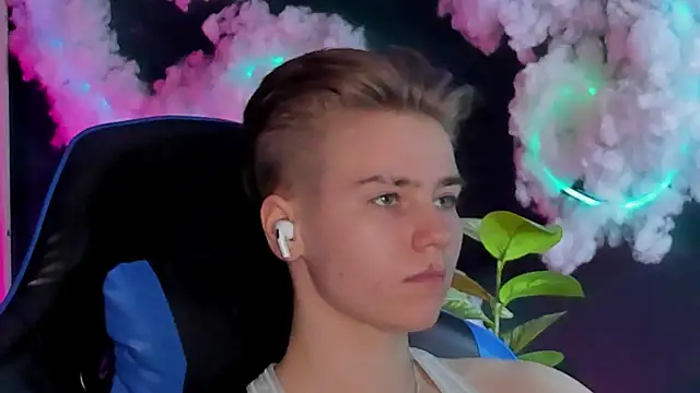 Pertunjukan Kamera Web Jean_Wilsons