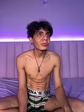 abrilandjulian 网络视讯表演