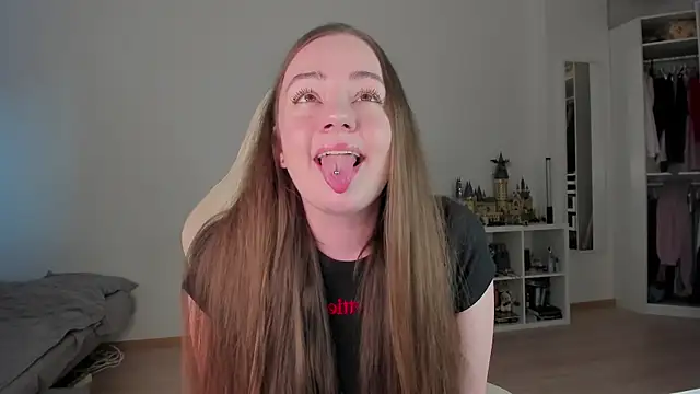 WalkingGirl Chat XXX live