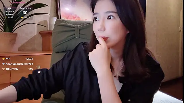 -Eileen-: онлайн-секс-чат