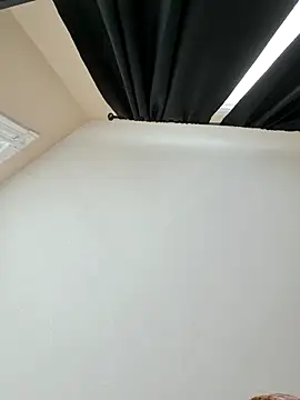 Aria423 Adlı Modelin Canlı XXX Sohbeti