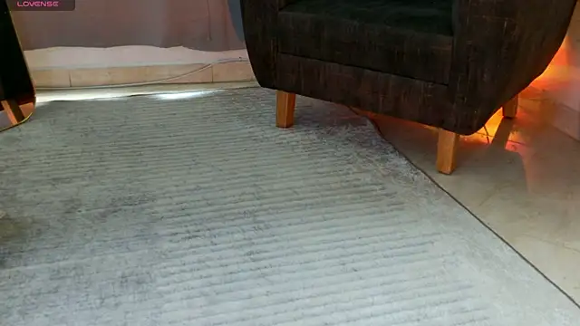 aramjones: απευθείας συνομιλία ΧΧΧ