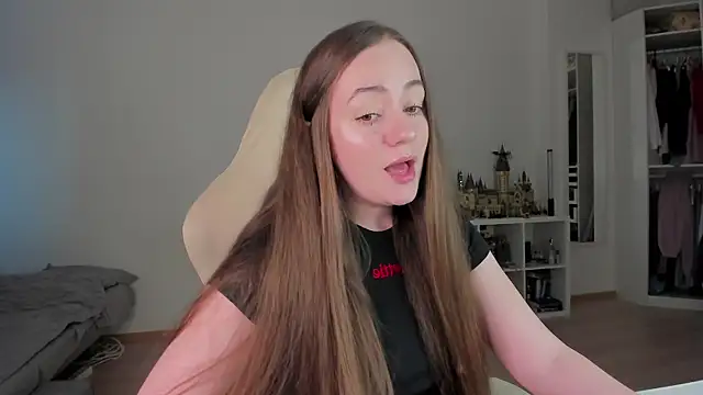 WalkingGirlのライブXXXチャット