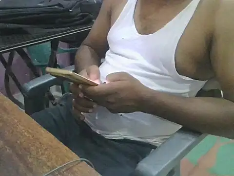 Pertunjukan Kamera Web ITGuyhyd