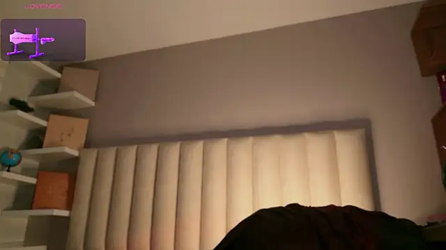 Megan_mooree_ Show Webcam