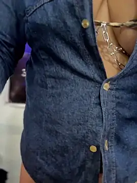 Chatroom XXX en direct de _Mia-Safety_Inspector