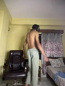 thecatfishh: διαδικτυακό σόου στην κάμερα