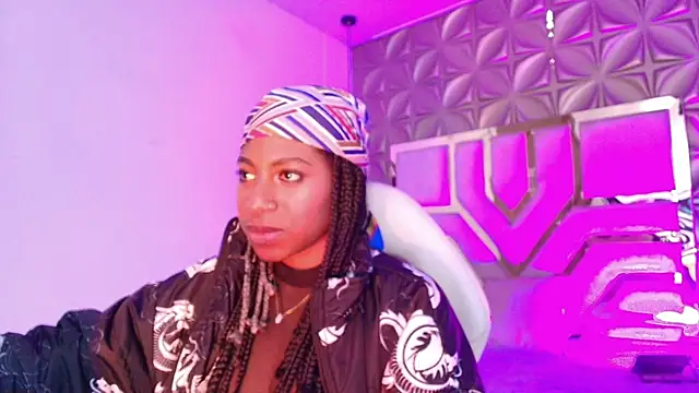 Queen_perla_'s Live XXX Chat