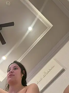 Chat XXX ao vivo de heyitsmadig