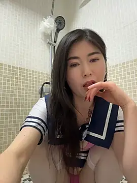 Cherry---'s Live XXX Chat