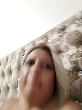 IndianLara's Live XXX Chat