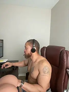 XXX chat uživo modela Fathero1time