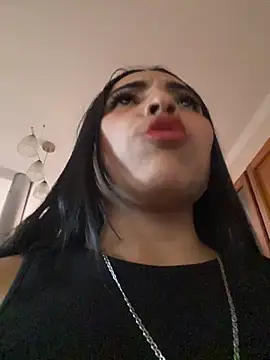 Rosa_25x – Live XXX-chat