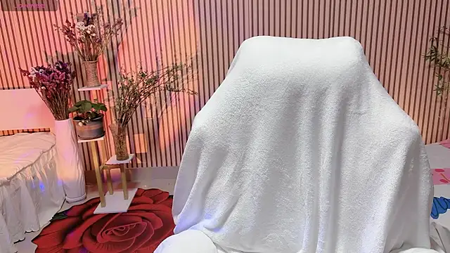 di-or- Adlı Modelin Canlı XXX Sohbeti