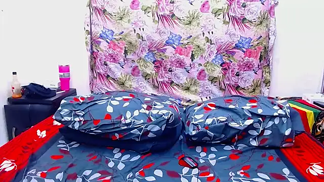 KINKYBAExxx Webcam Show