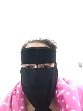 sex69soltana Adlı Modelin Web Kamerası Şovu