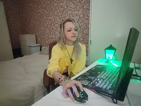 Chatroom XXX en direct de StijenaHunt