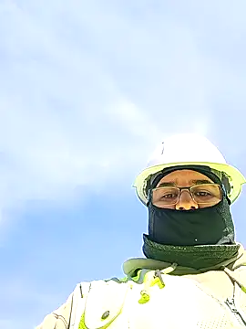 matatan0323: διαδικτυακό σόου στην κάμερα