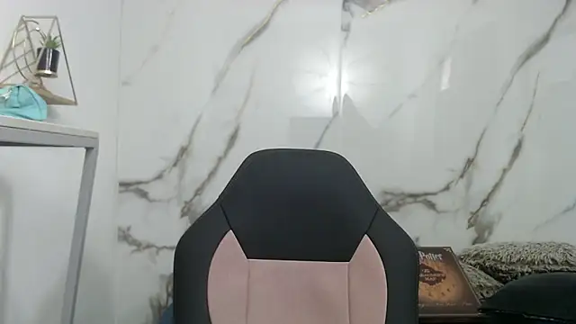 Lindsey8's Live XXX Chat