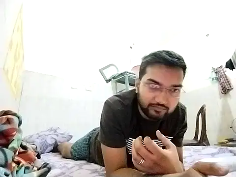 Pertunjukan Kamera Web bigvorn6