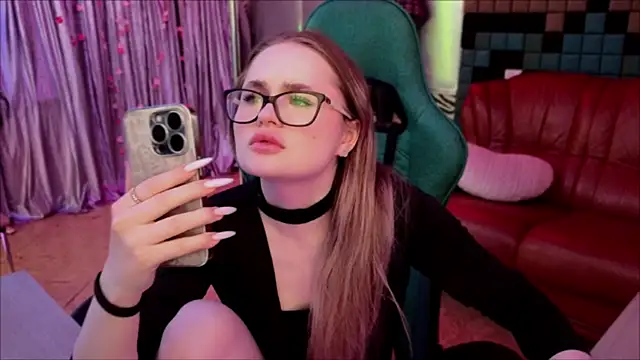 Chat +18 de Jessi_wxw ao vivo