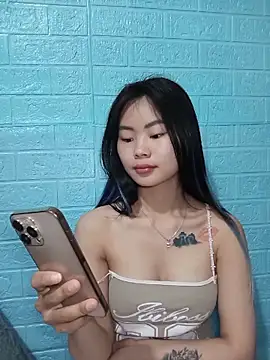 Lynk2xのウェブカメラショー