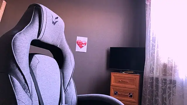 Chat +18 de LunnaBliss ao vivo