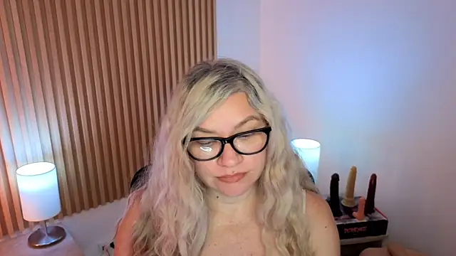 MarianL0ve's Live XXX Chat