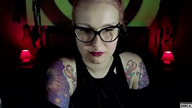 Chat +18 de Amanita__Pantherina ao vivo