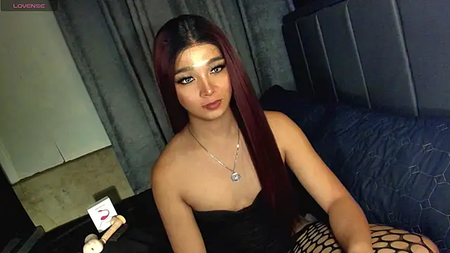 TrinityFucksYouのウェブカメラショー