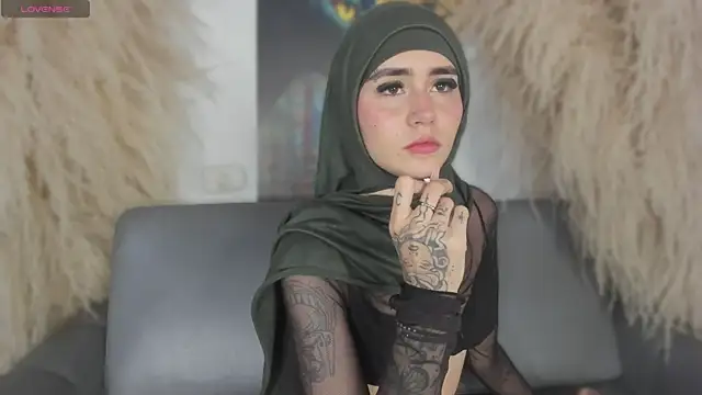 seraphine_arabic's Live XXX Chat