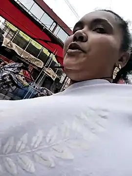 Evelyn_A Chat XXX in diretta