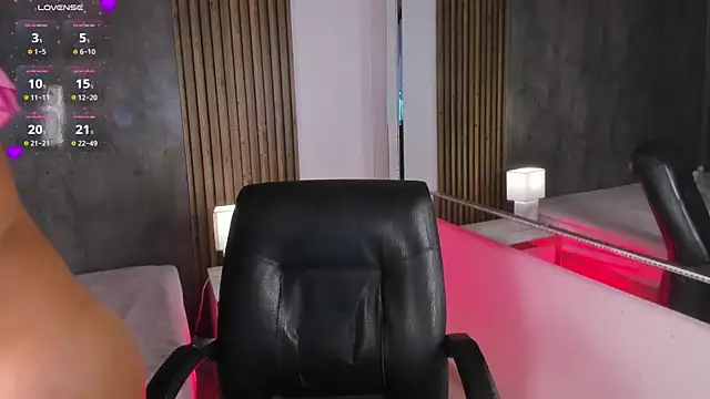 دردشة SalmaZahid الجنسية المباشرة