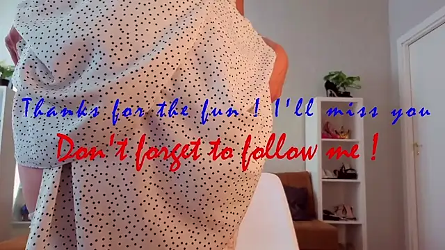 Živý XXX chat CaringSophie